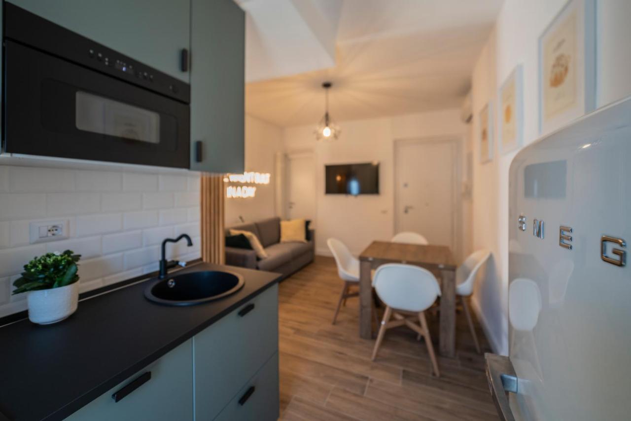 Vintage Cipro Apartment